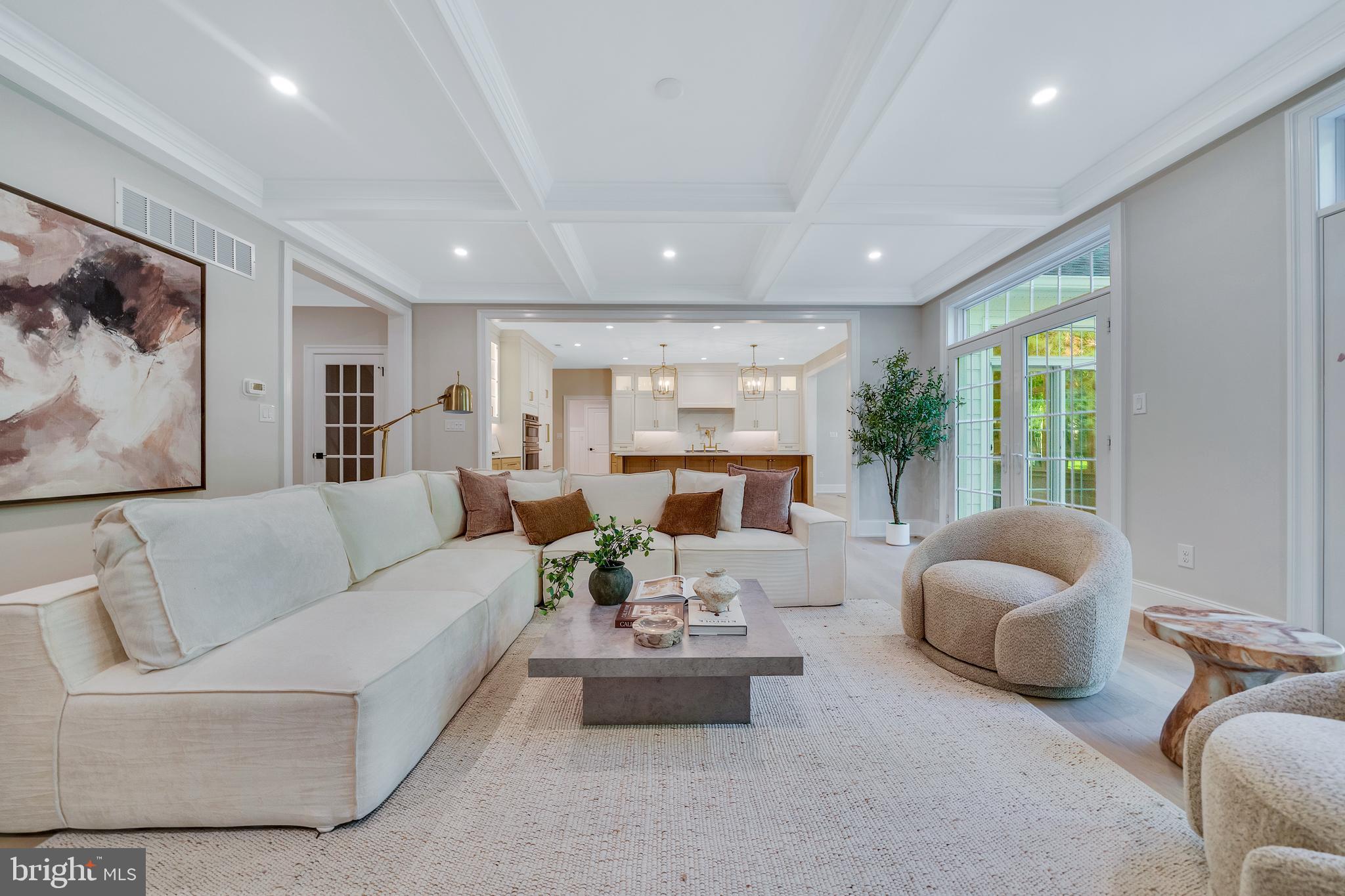 1343 THOMAS ROAD