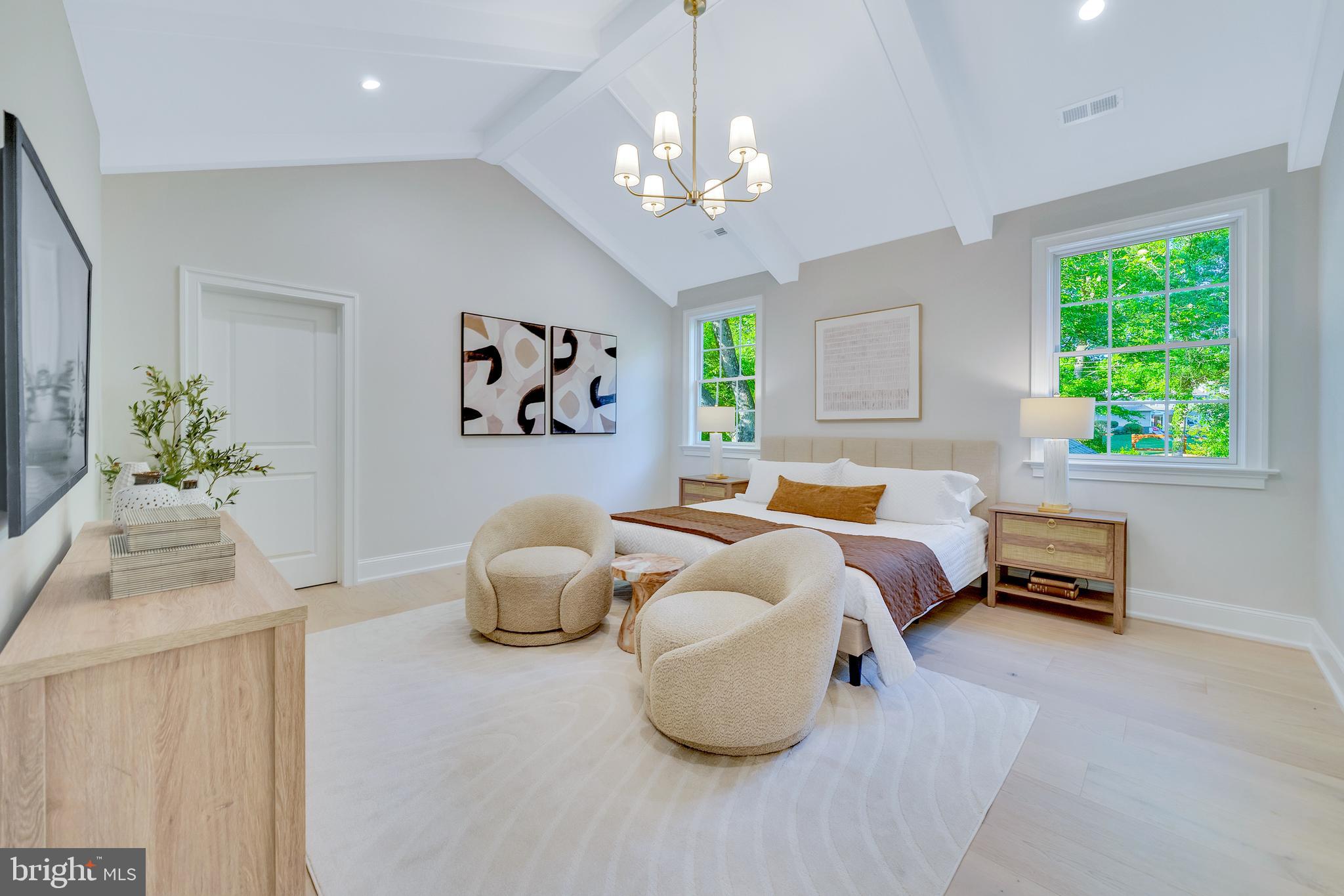 1343 THOMAS ROAD