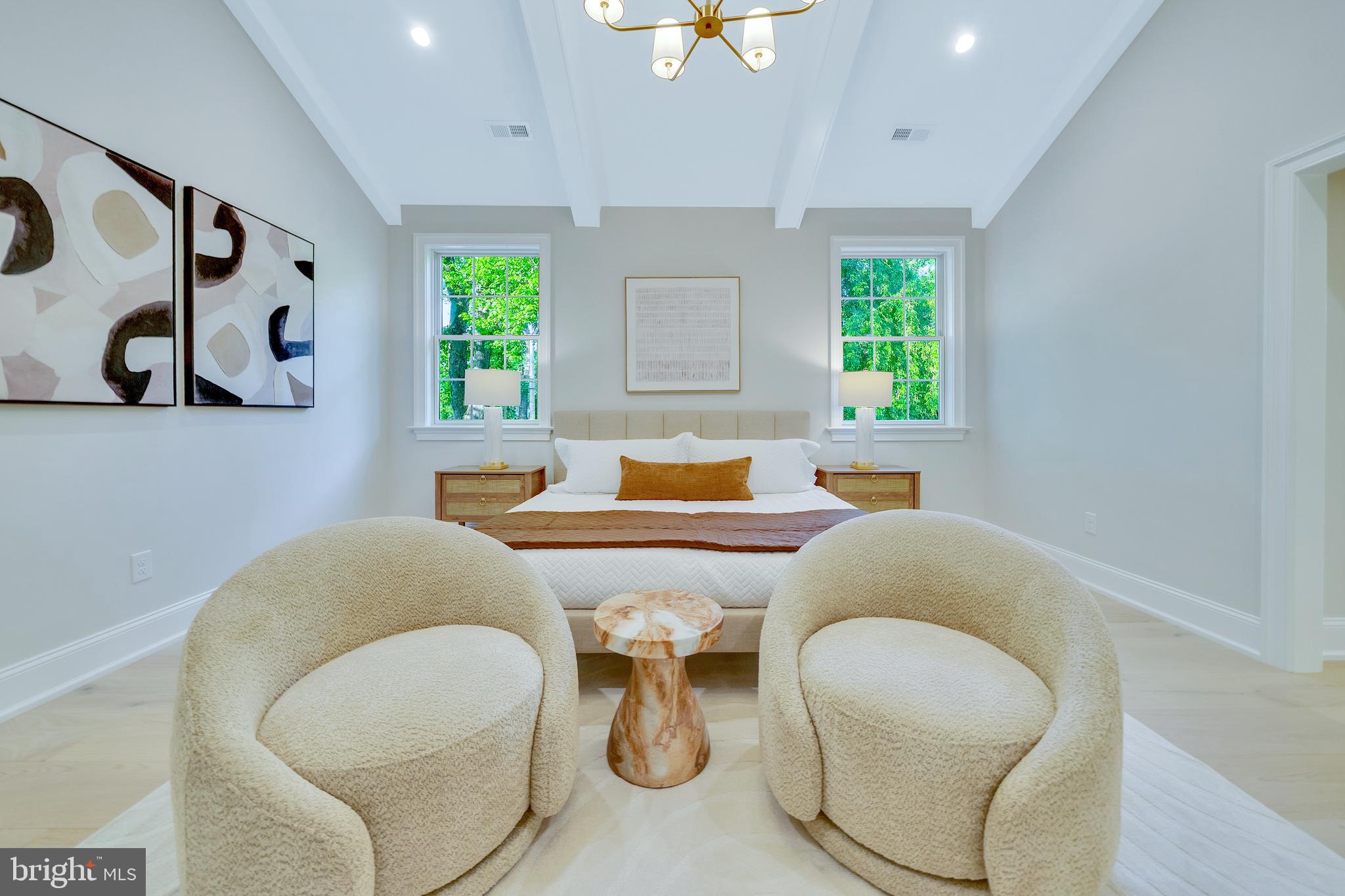 1343 THOMAS ROAD