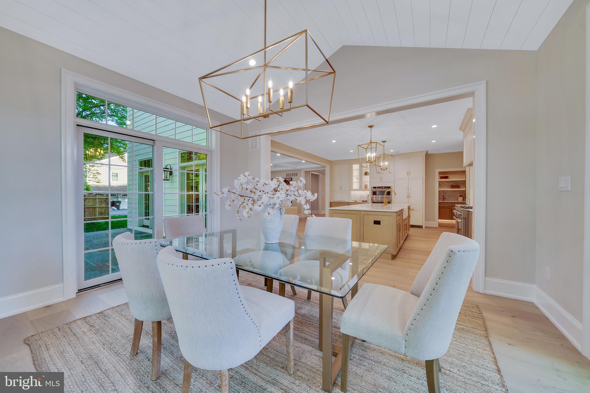 1343 THOMAS ROAD
