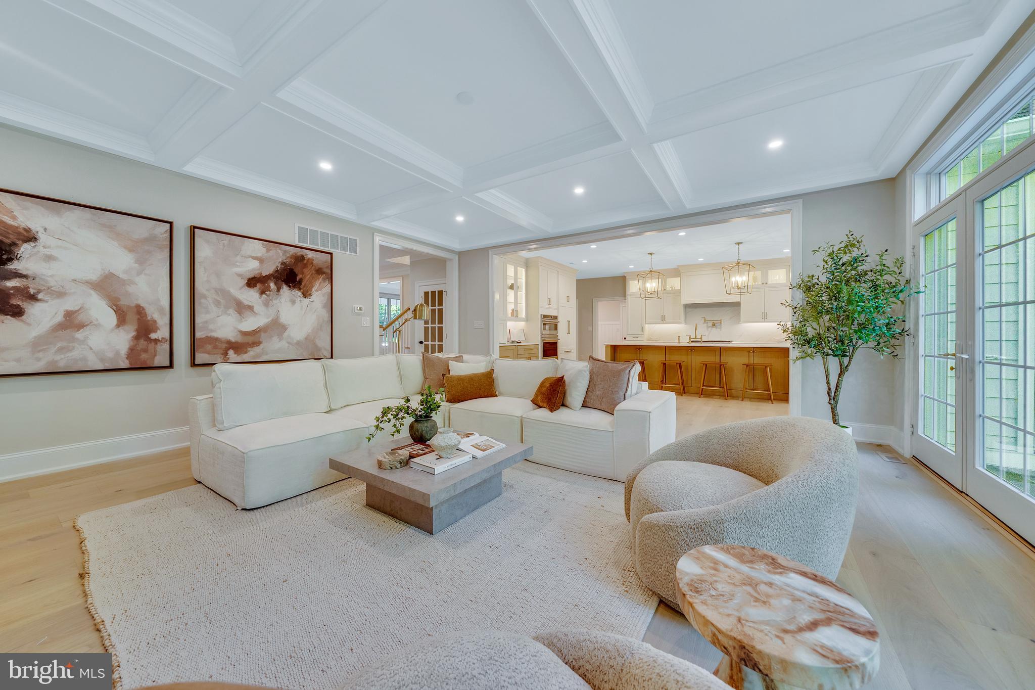 1343 THOMAS ROAD
