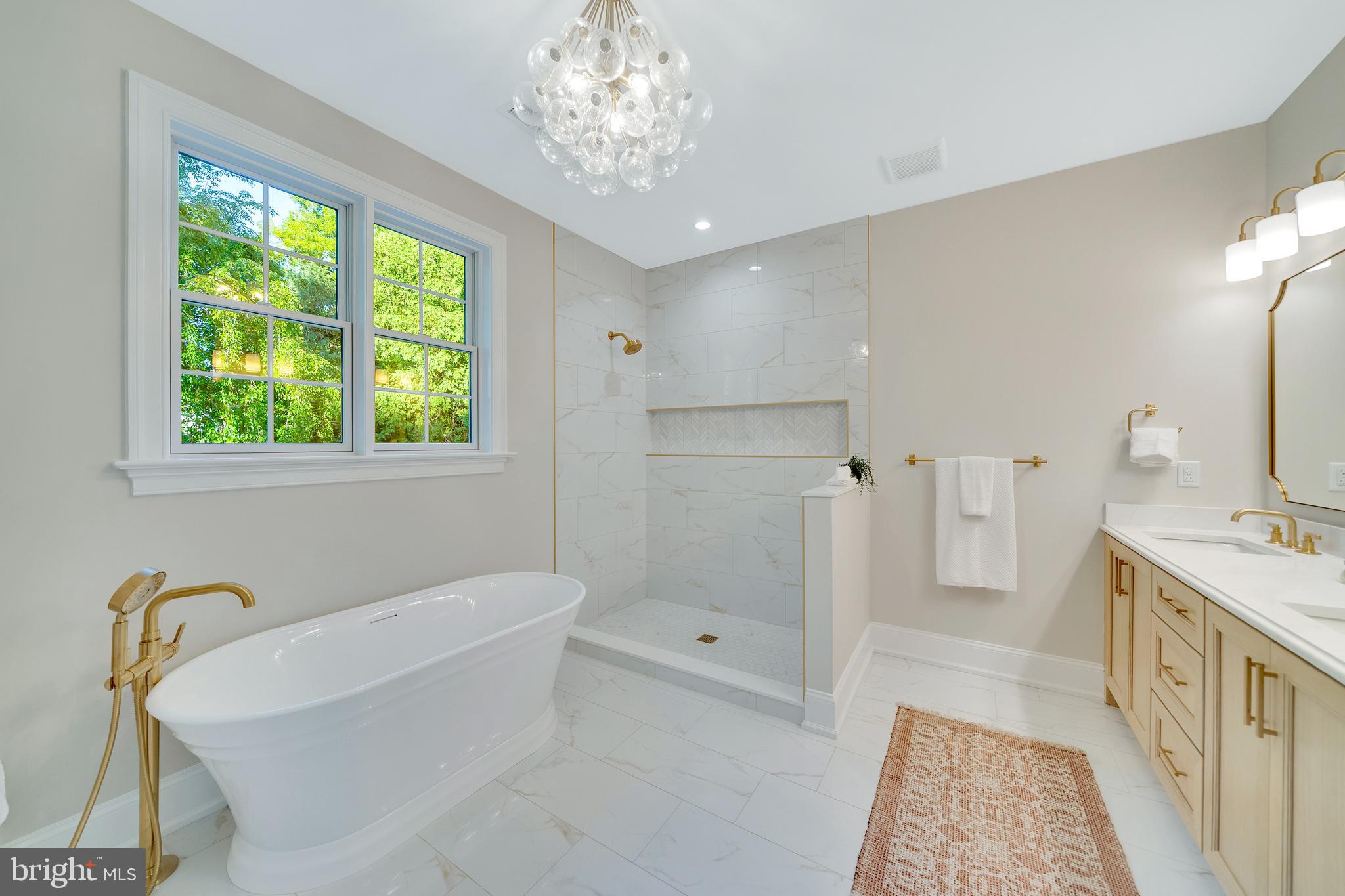 1343 THOMAS ROAD