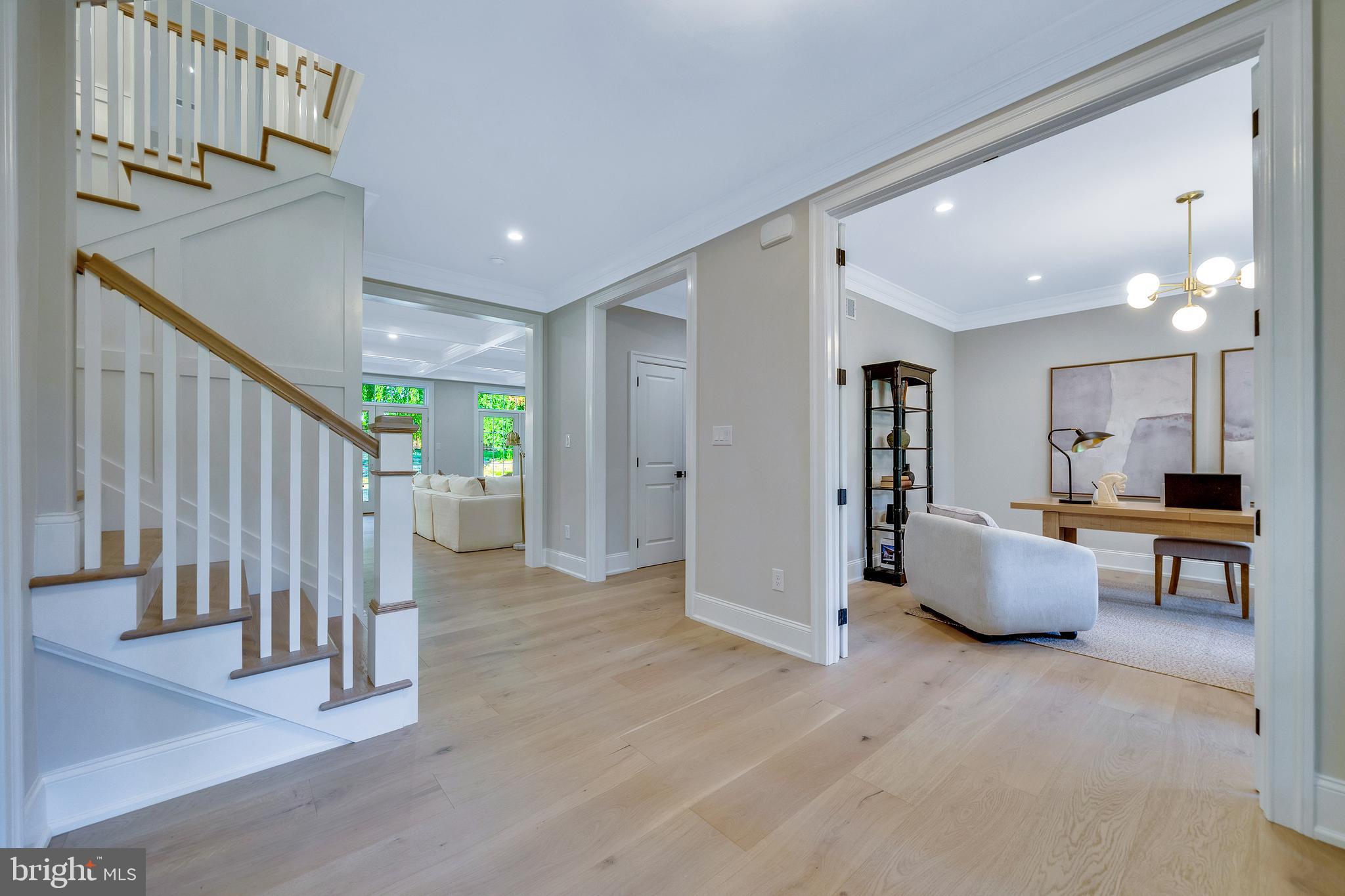 1343 THOMAS ROAD