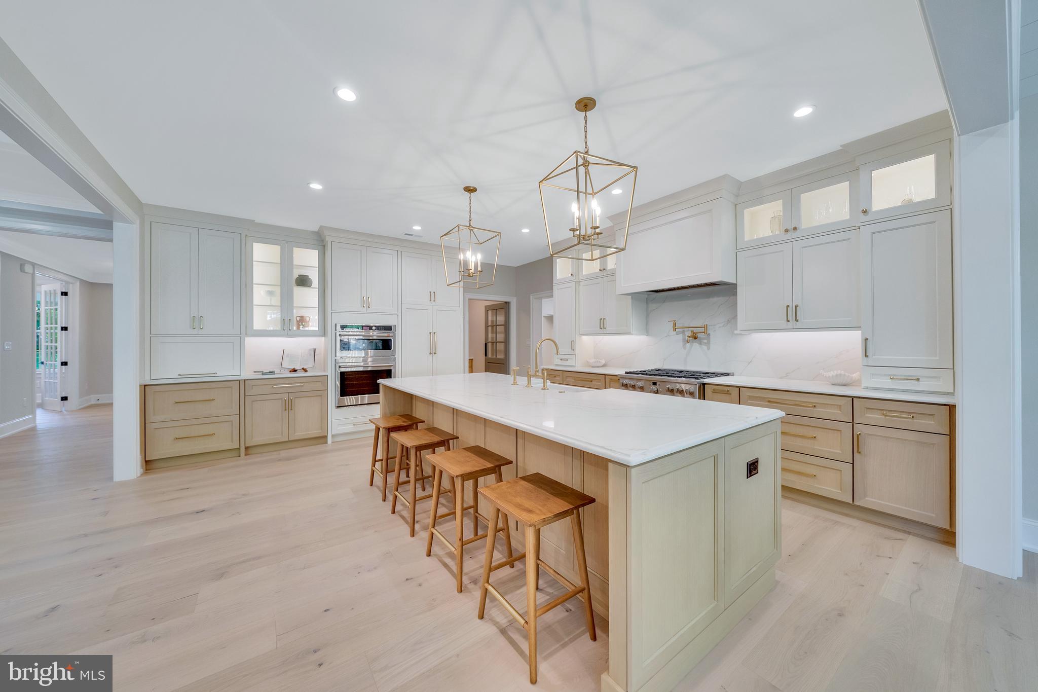 1343 THOMAS ROAD