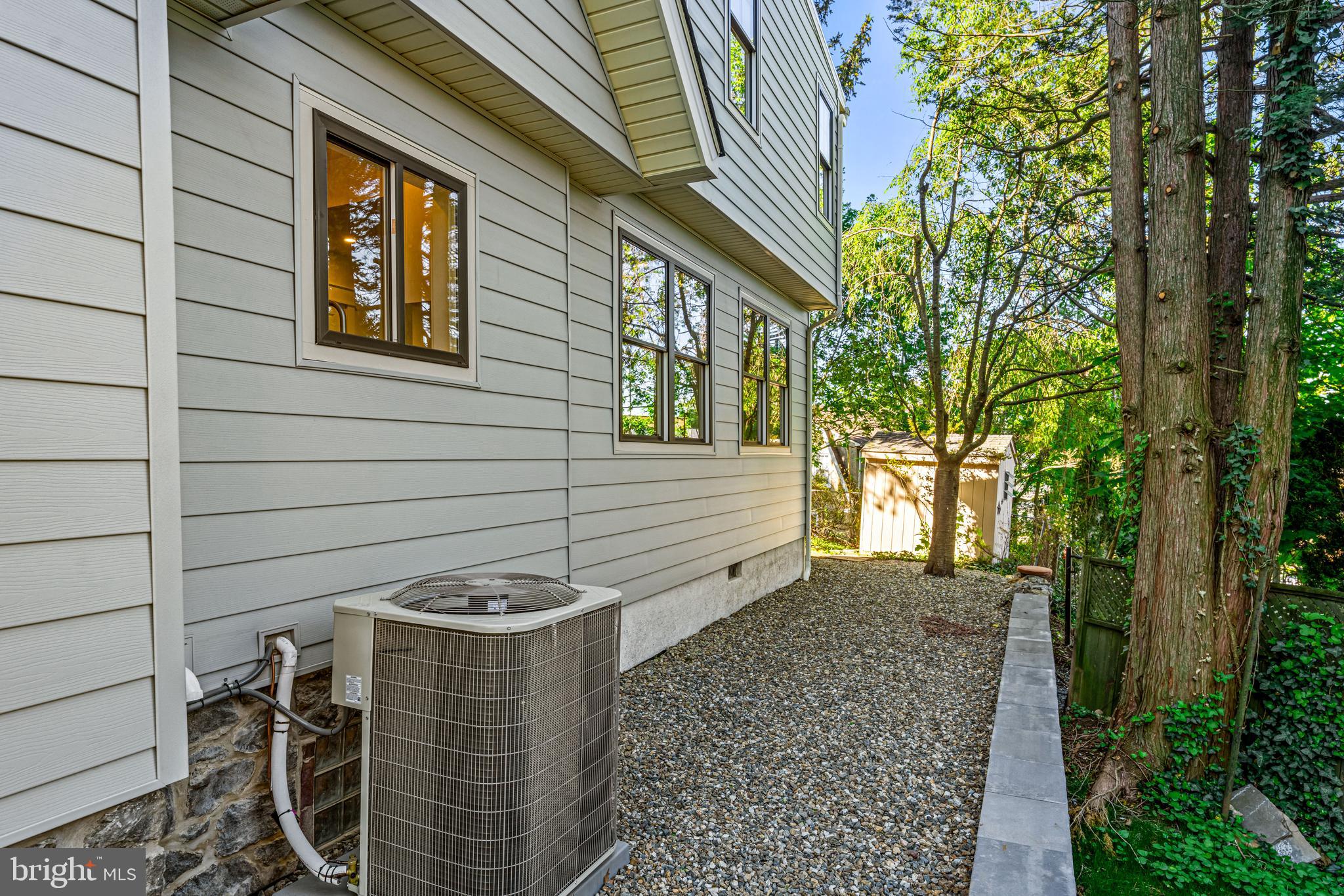 406 SAINT DAVIDS AVENUE