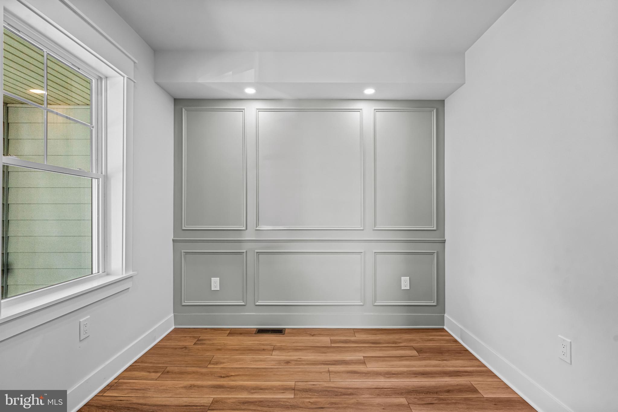 406 SAINT DAVIDS AVENUE