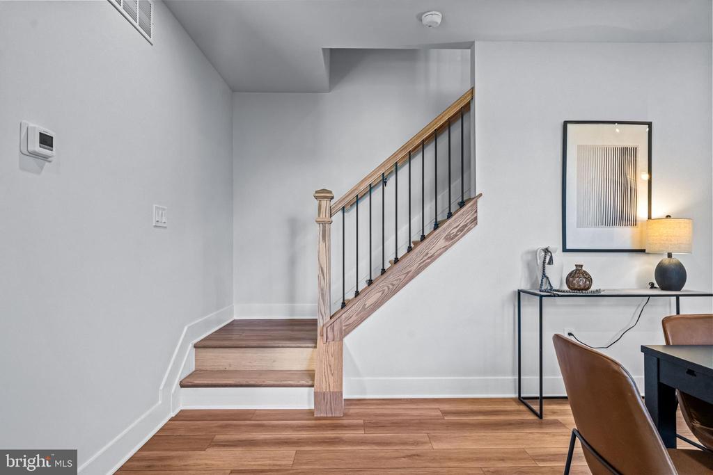 406 SAINT DAVIDS AVENUE