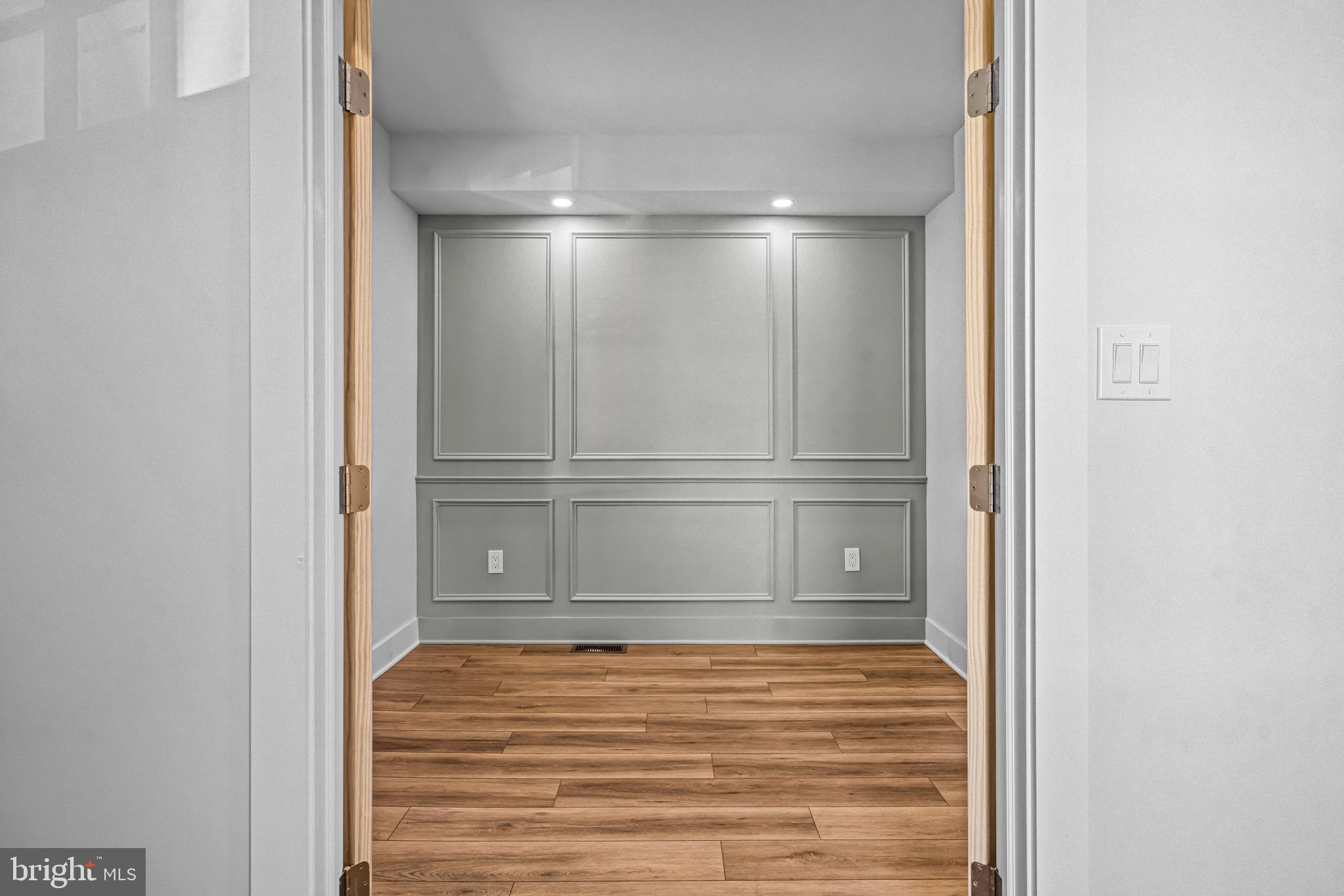 406 SAINT DAVIDS AVENUE