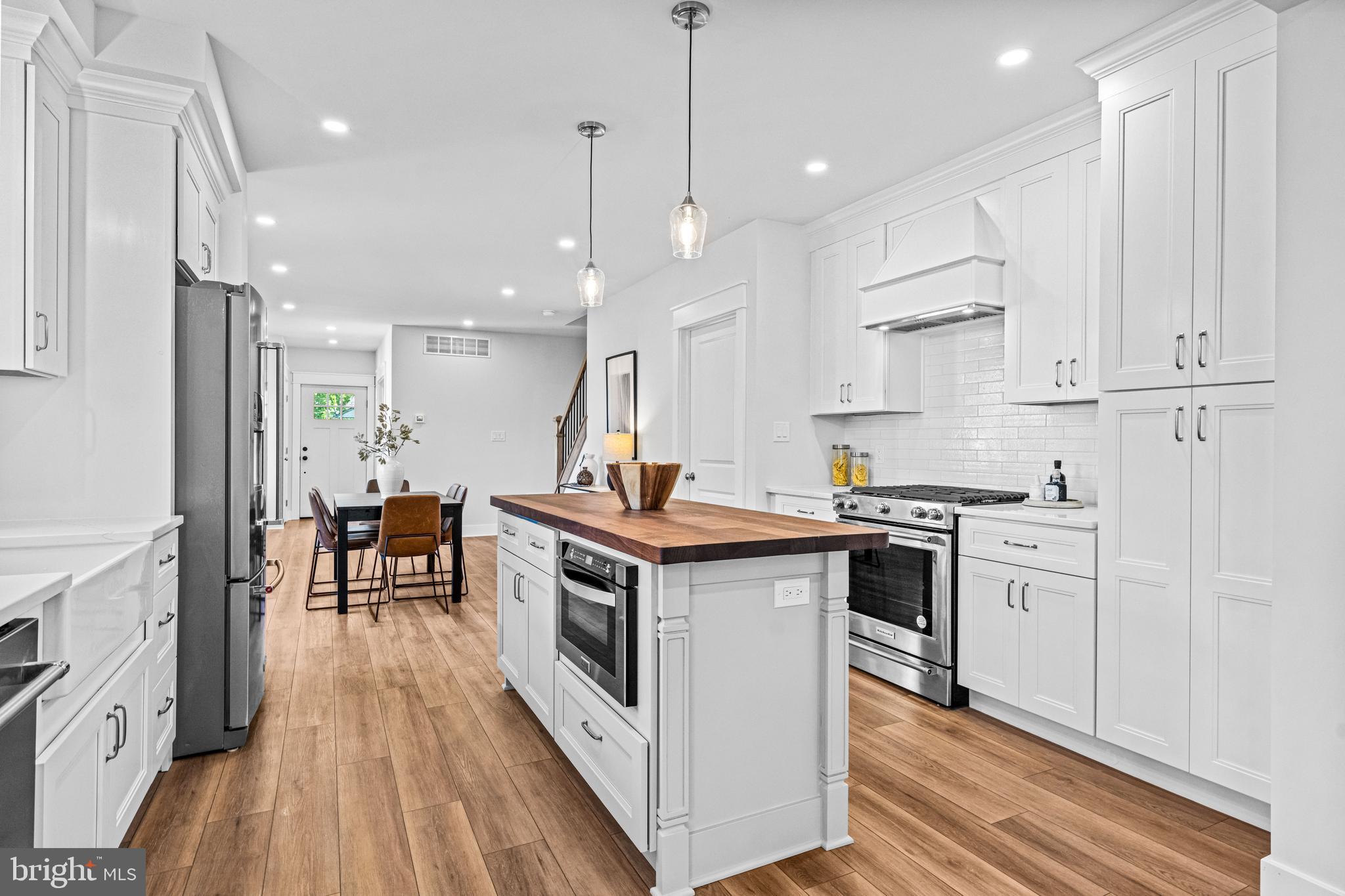 406 SAINT DAVIDS AVENUE