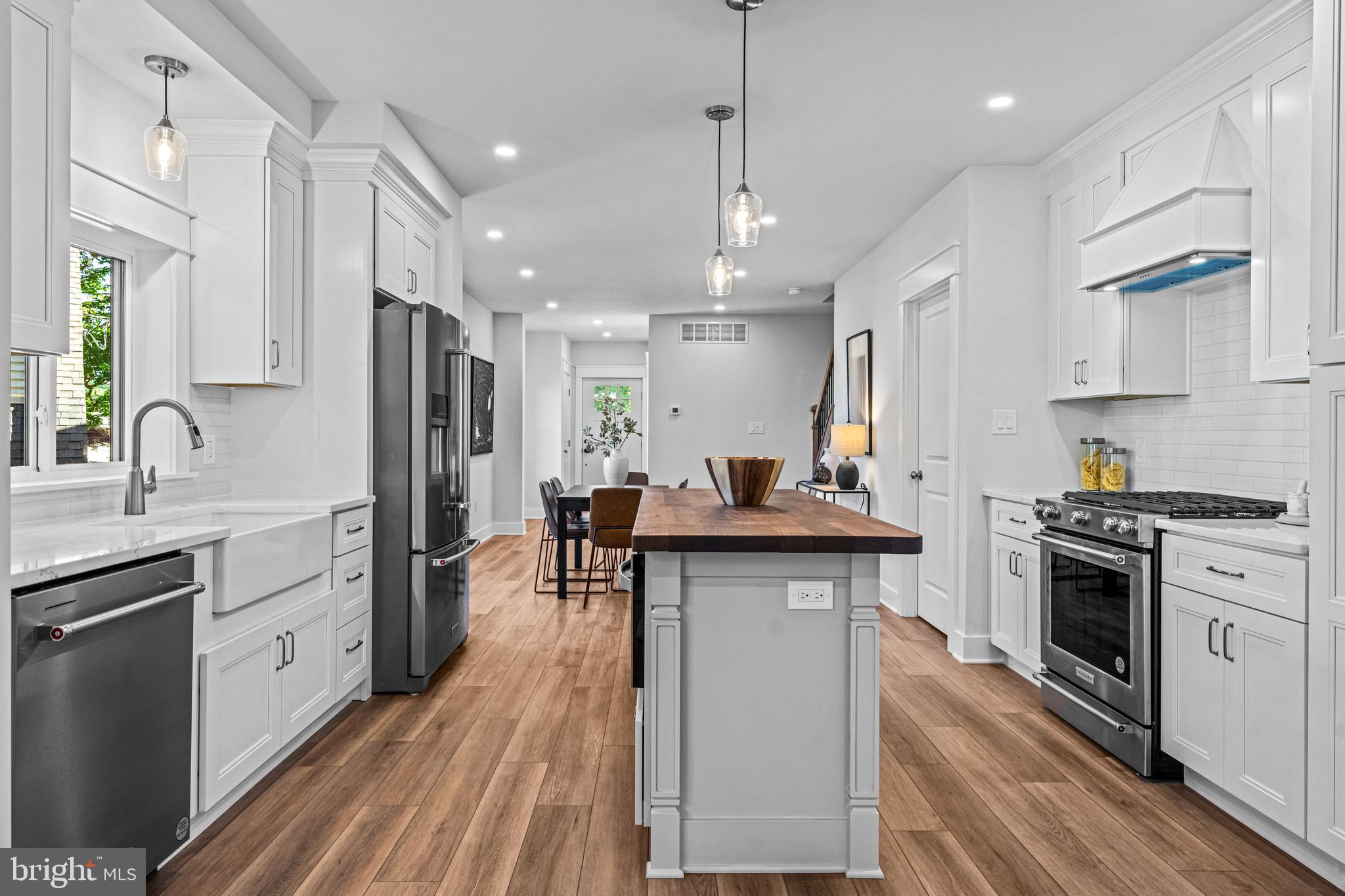 406 SAINT DAVIDS AVENUE