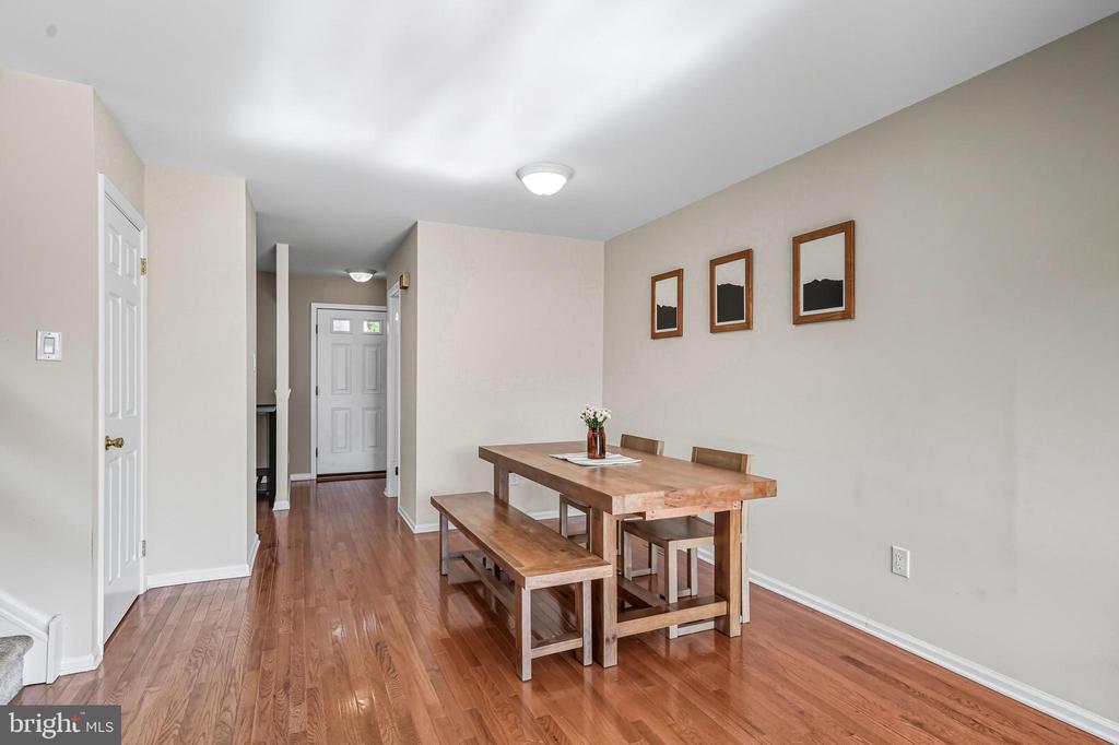 303 SCOLA ROAD