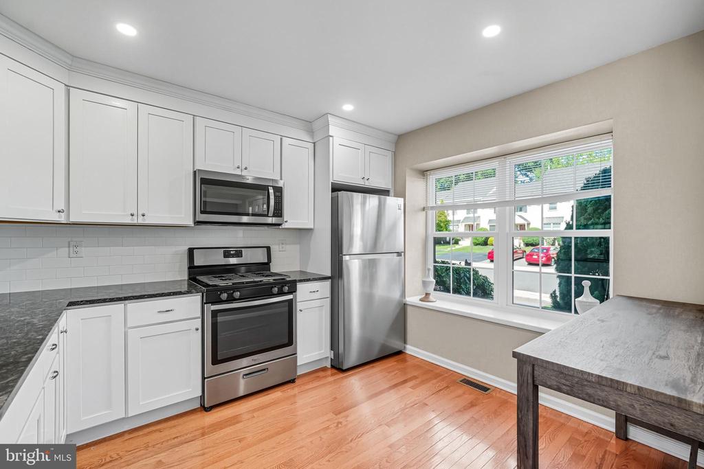 303 SCOLA ROAD
