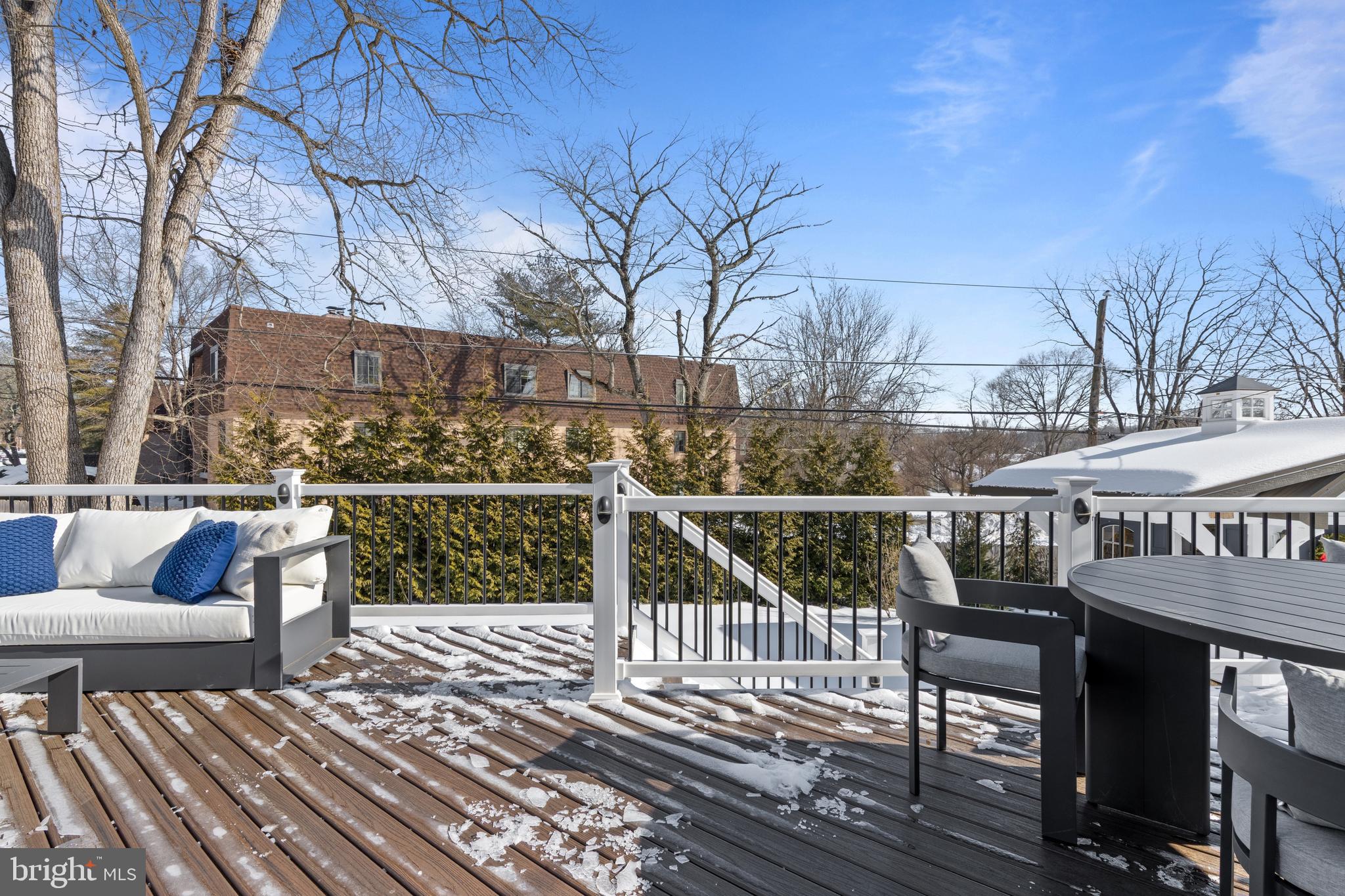 116 MORNINGSIDE CIRCLE