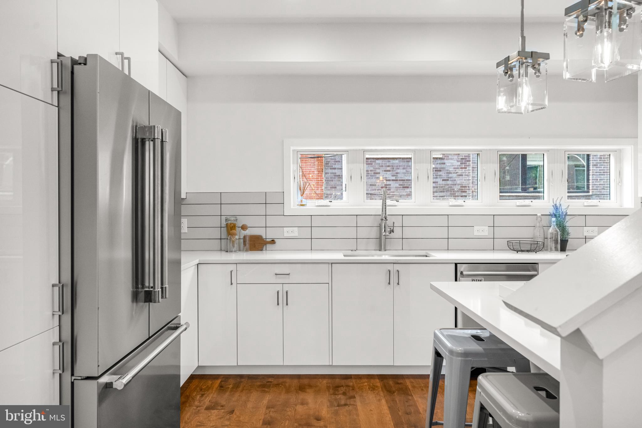 1761 WATERLOO STREET