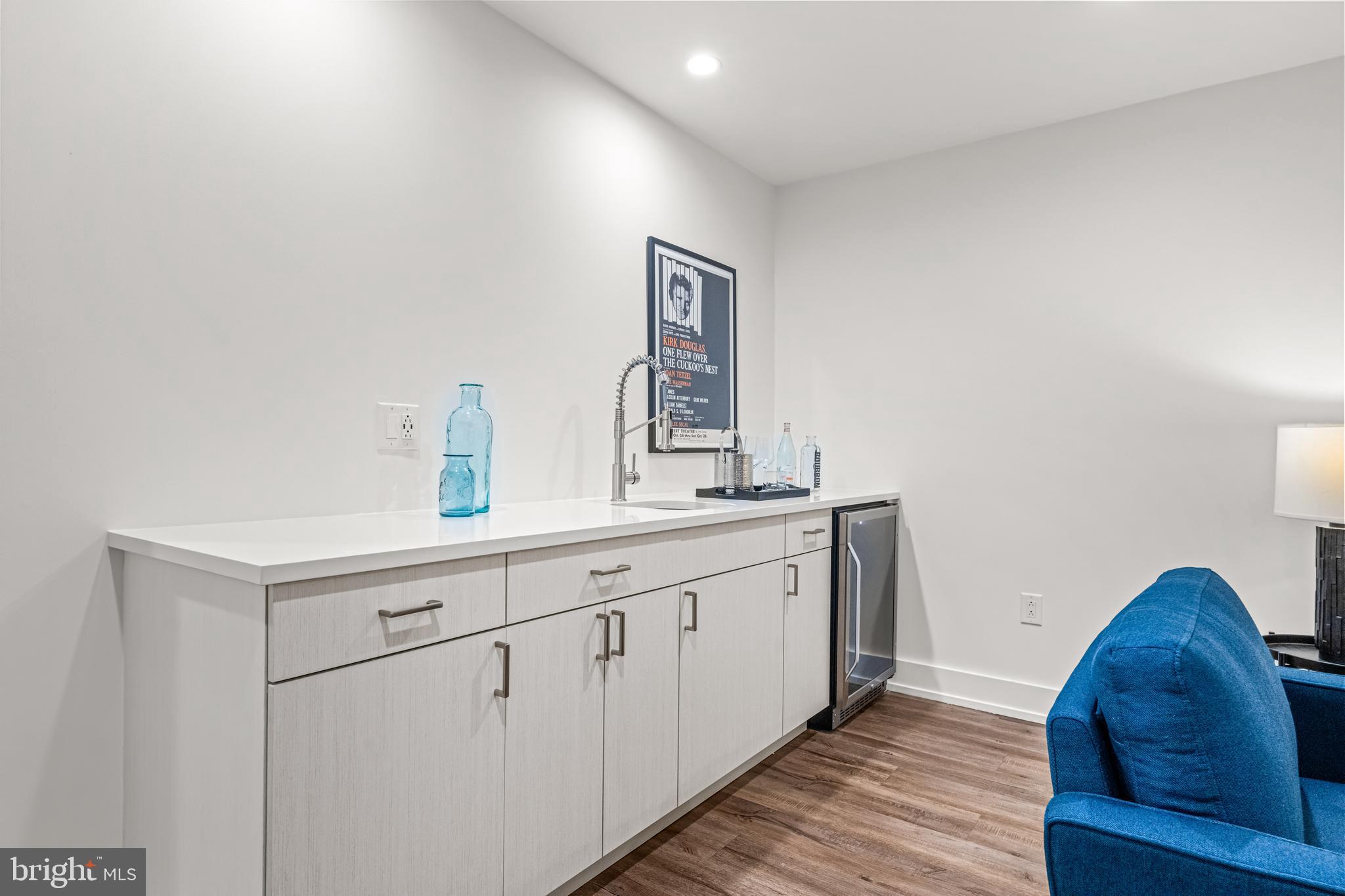 1761 WATERLOO STREET