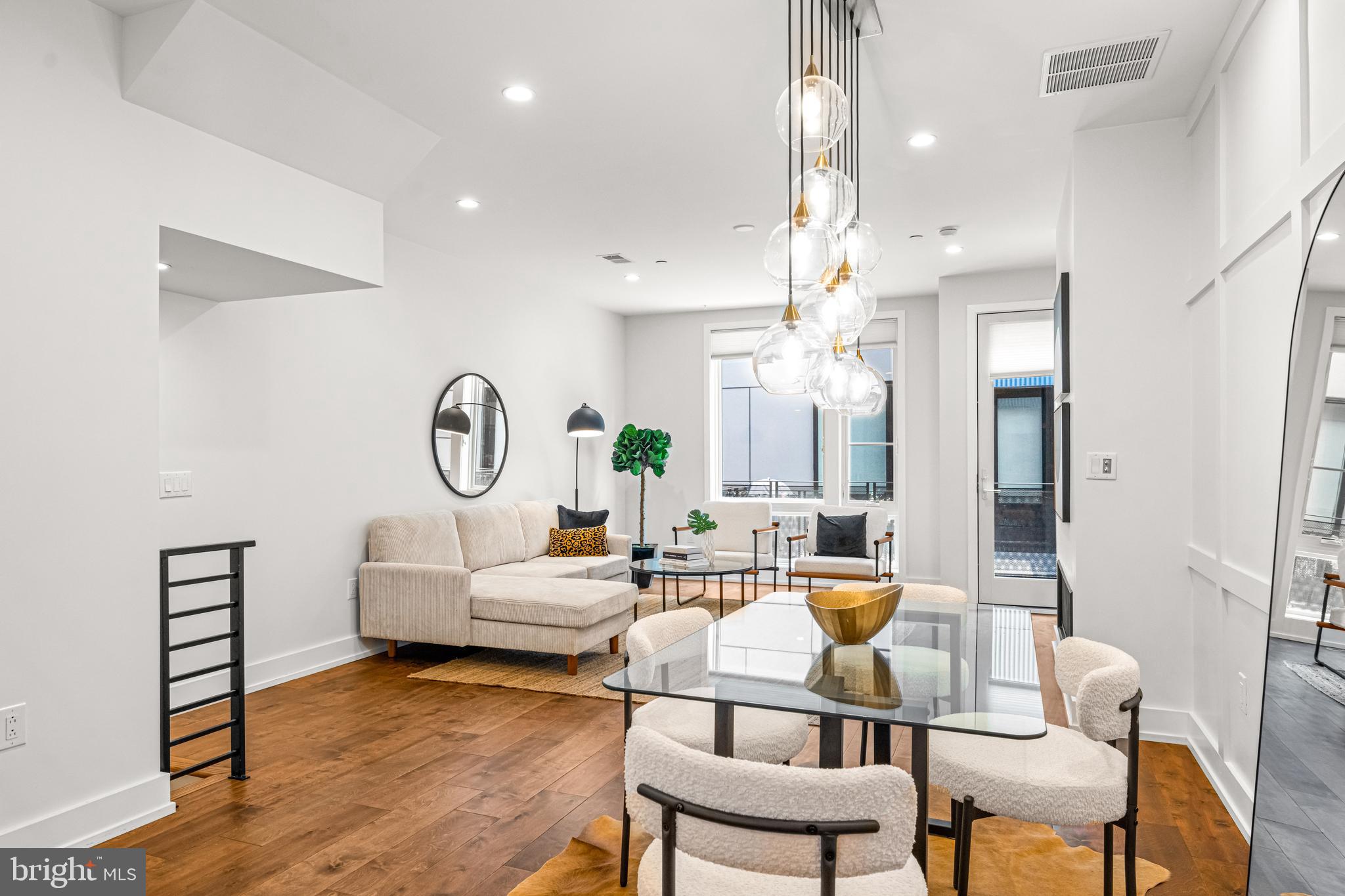 1761 WATERLOO STREET