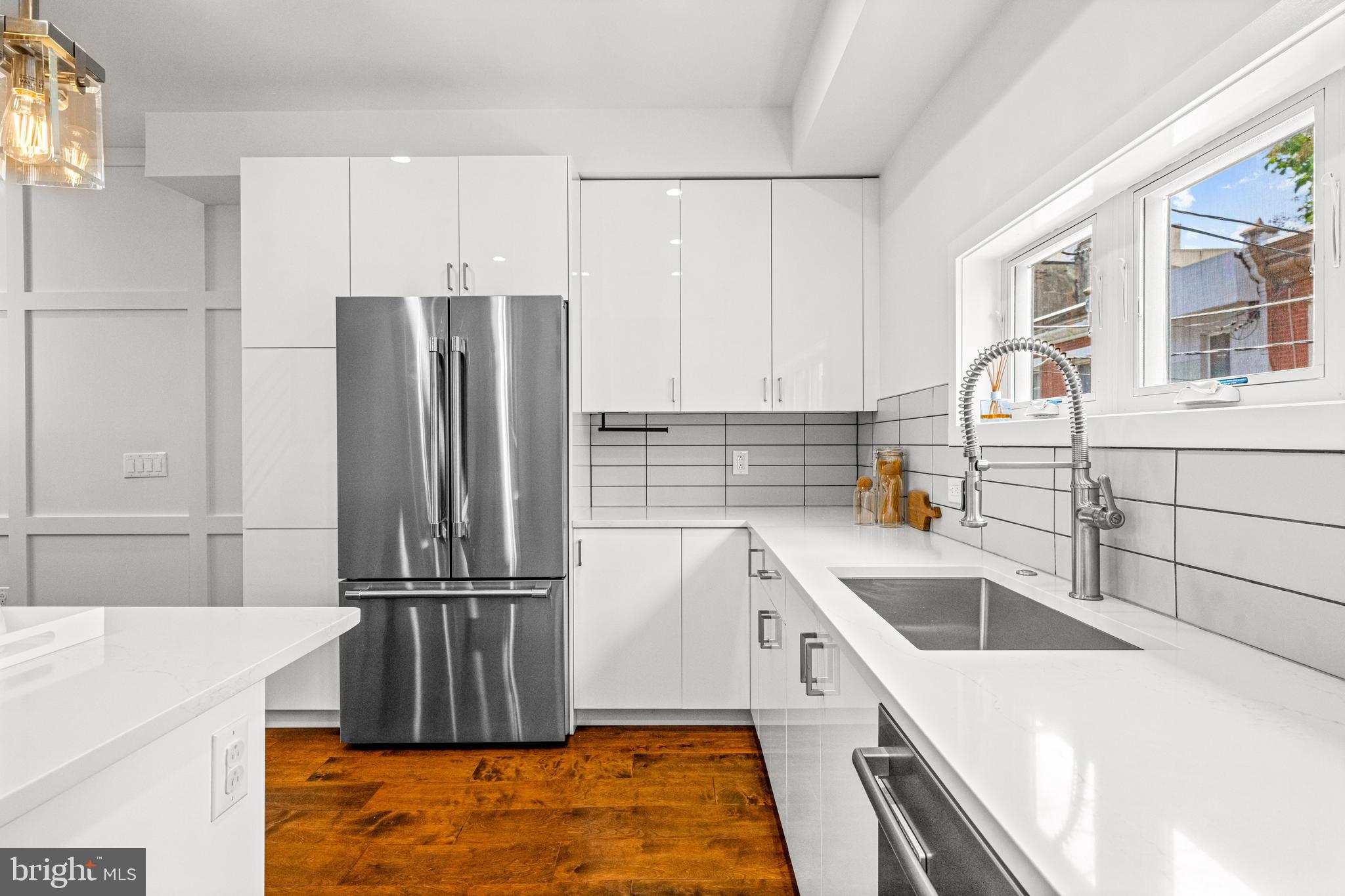 1761 WATERLOO STREET