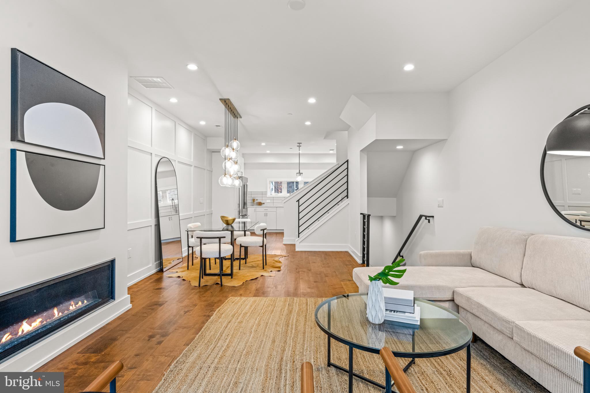 1761 WATERLOO STREET