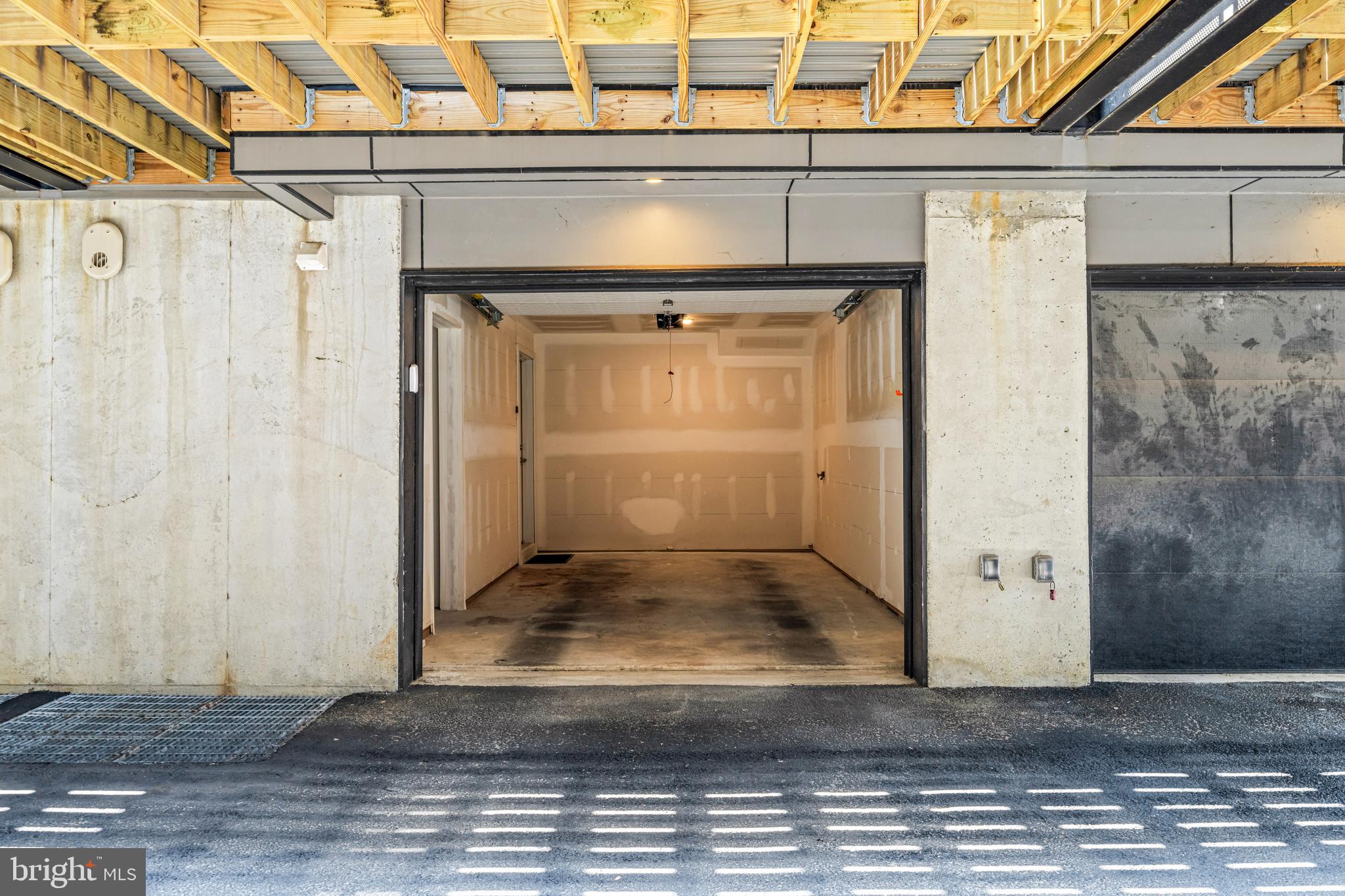 1761 WATERLOO STREET