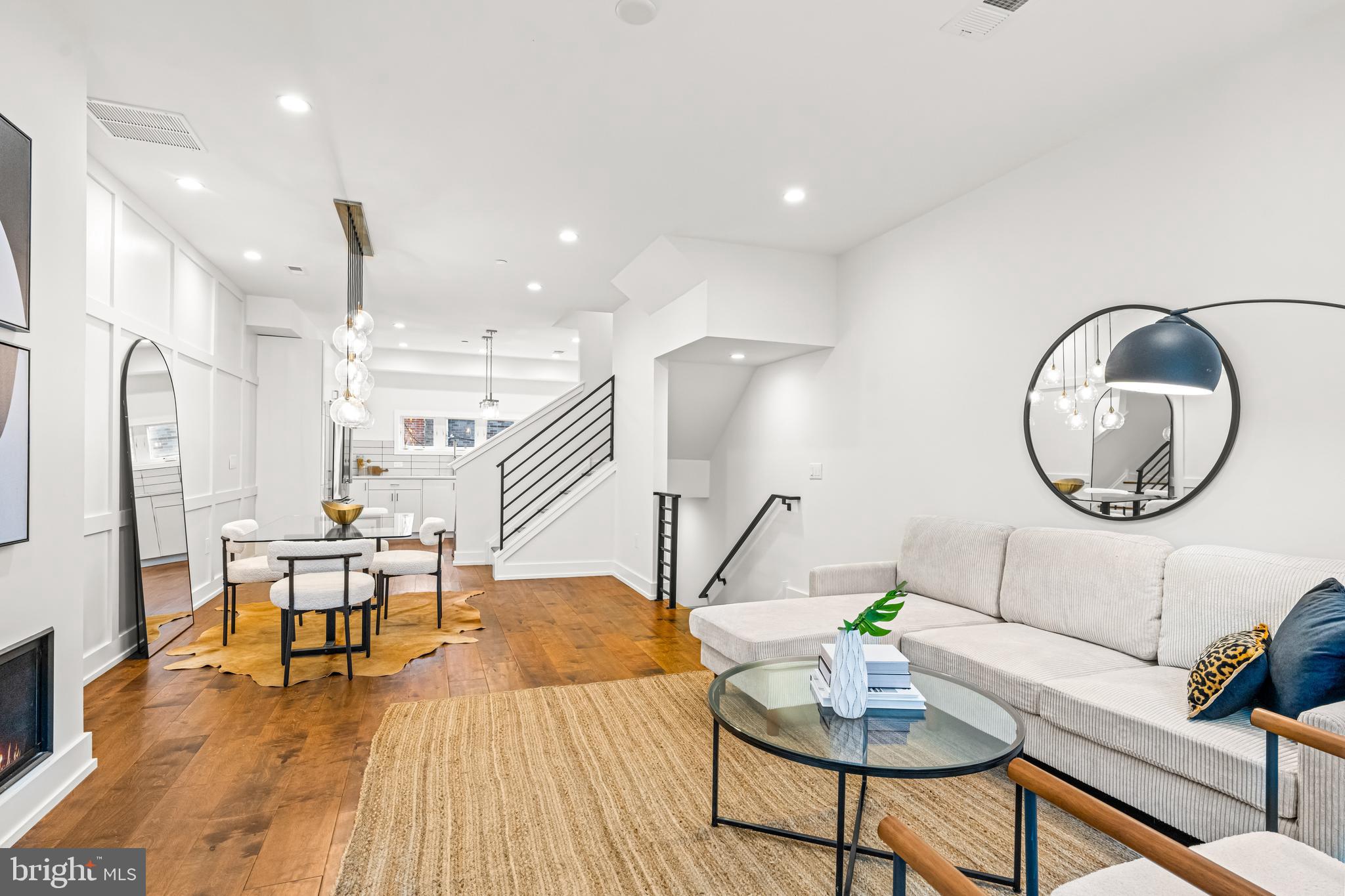 1761 WATERLOO STREET