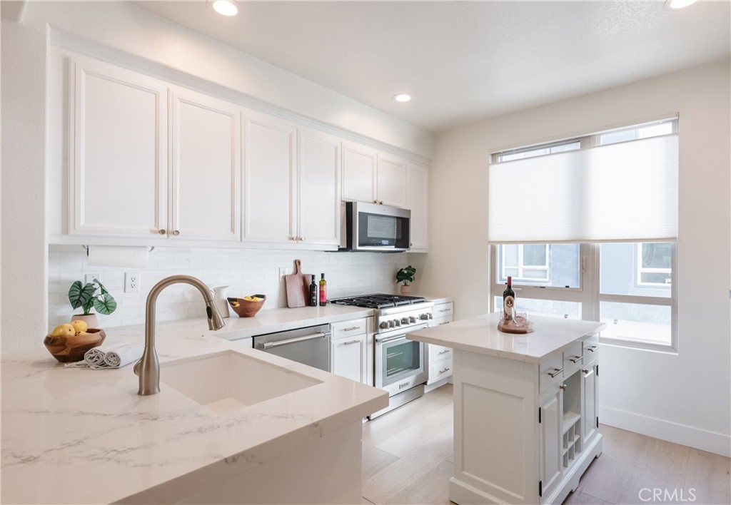 5405 W 149th Place 4