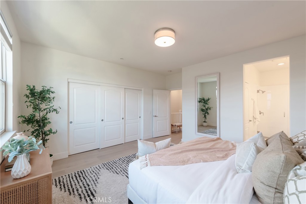 5405 W 149th Place 4