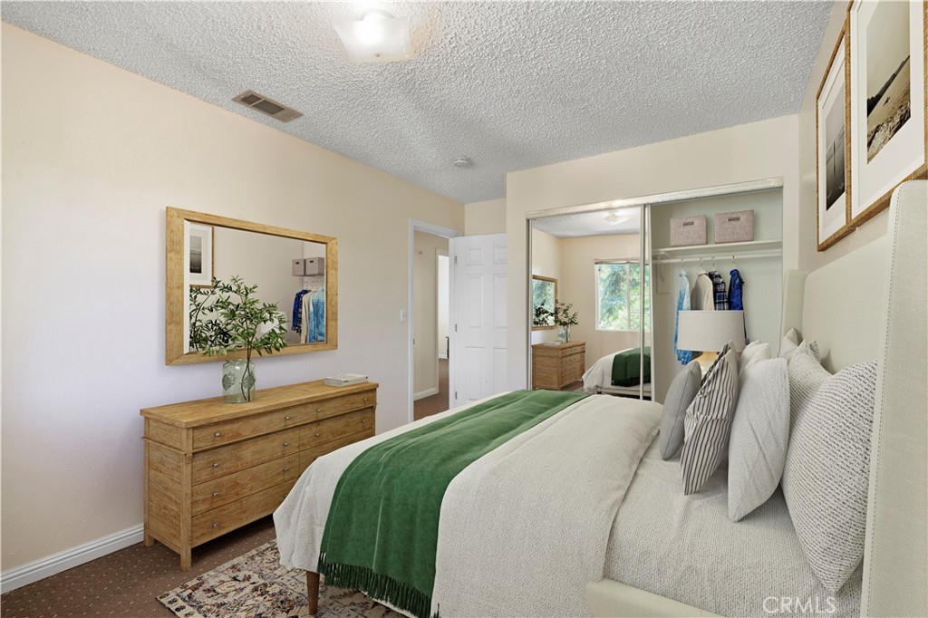 26204 Boulder