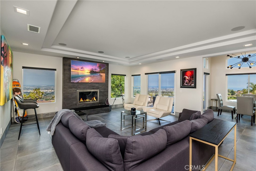 2800 Colt Road