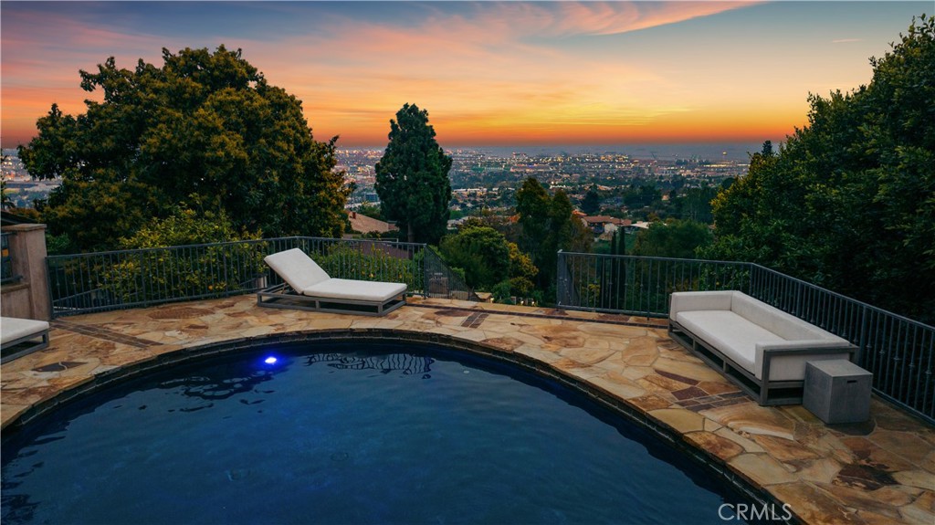 2800 Colt Road