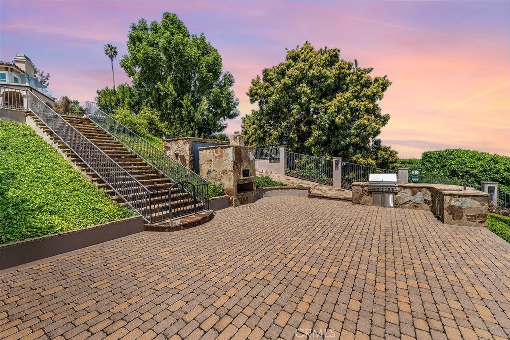 2800 Colt Road