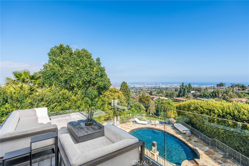 2800 Colt Road