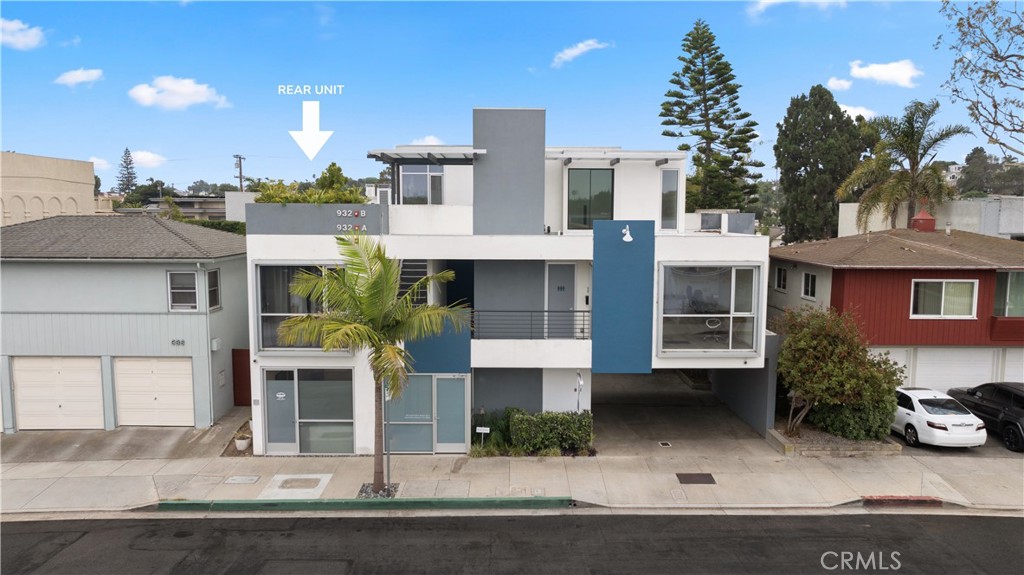 932 Manhattan Beach Blvd. B