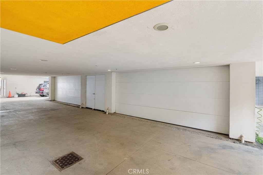 932 Manhattan Beach Blvd. B