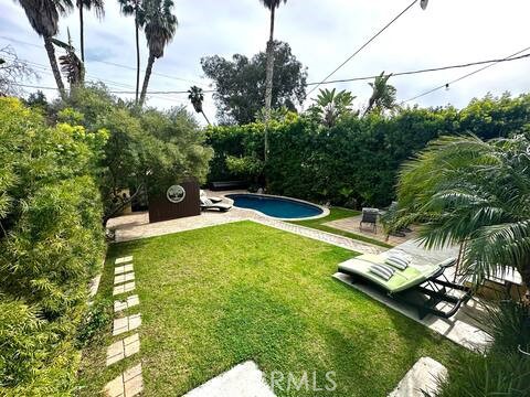 916 S Highland Avenue