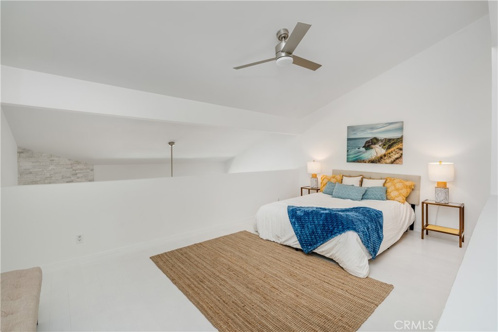 320 Hermosa Avenue 202