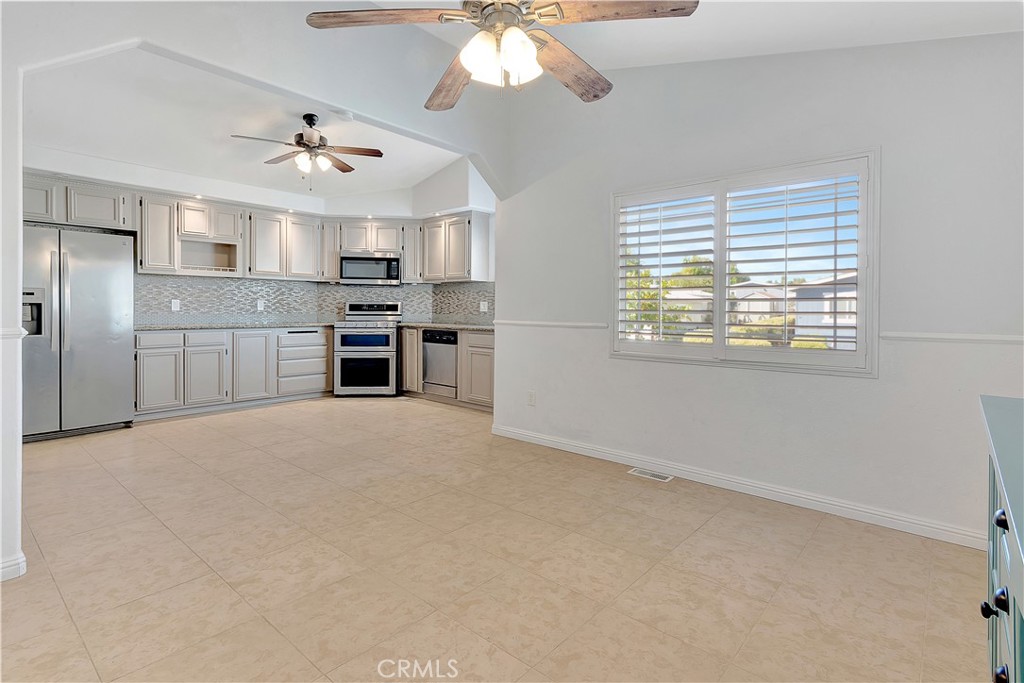 1220 Bennett Way 110