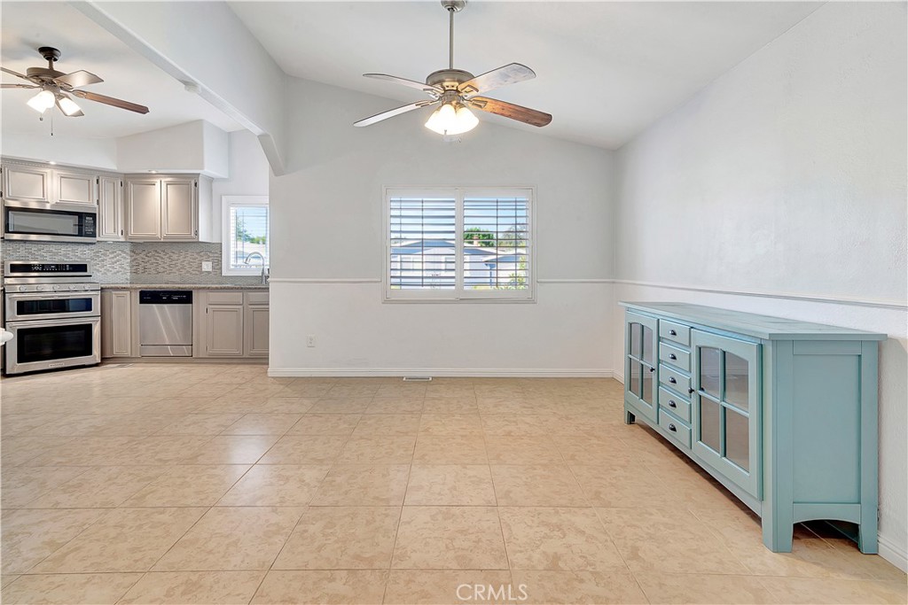 1220 Bennett Way 110