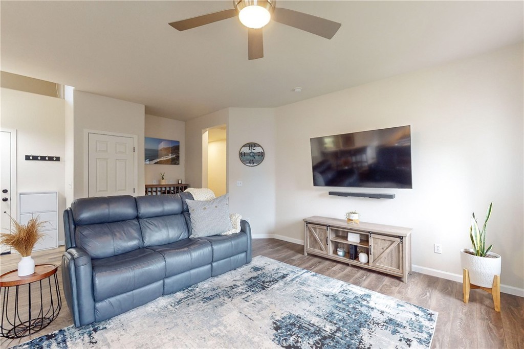 1435 Blackberry Avenue