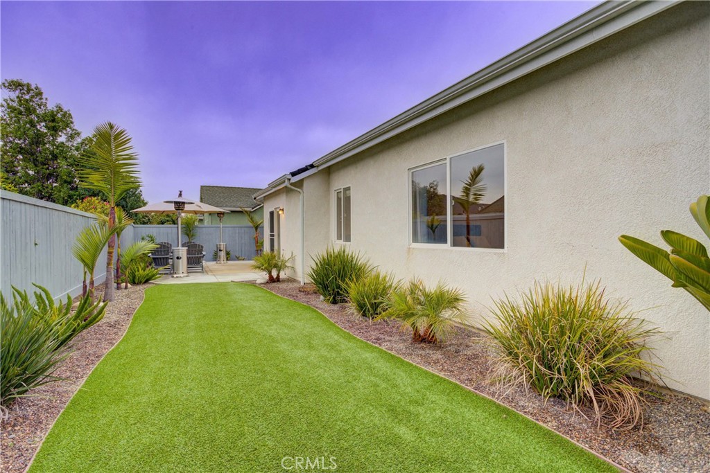 1435 Blackberry Avenue