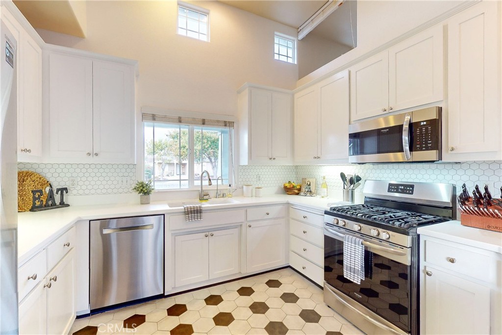 1435 Blackberry Avenue