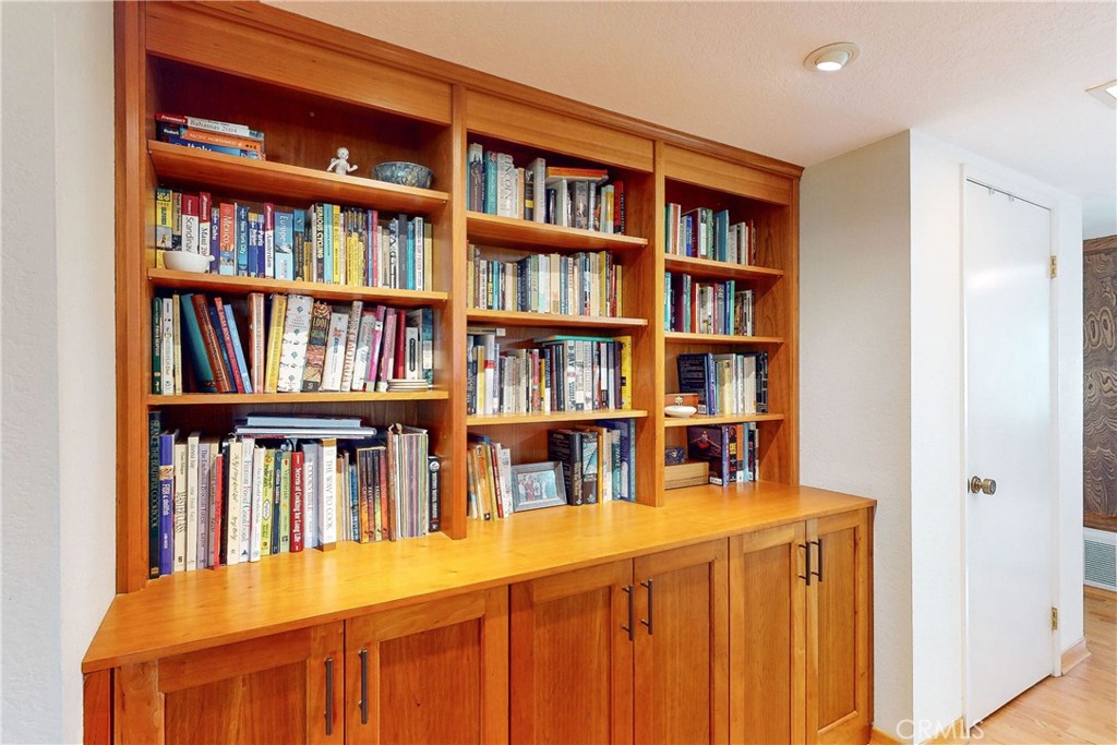 4709 Tiffany Park Circle