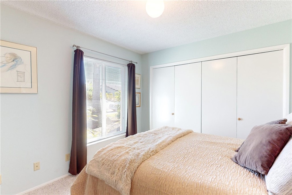 4709 Tiffany Park Circle