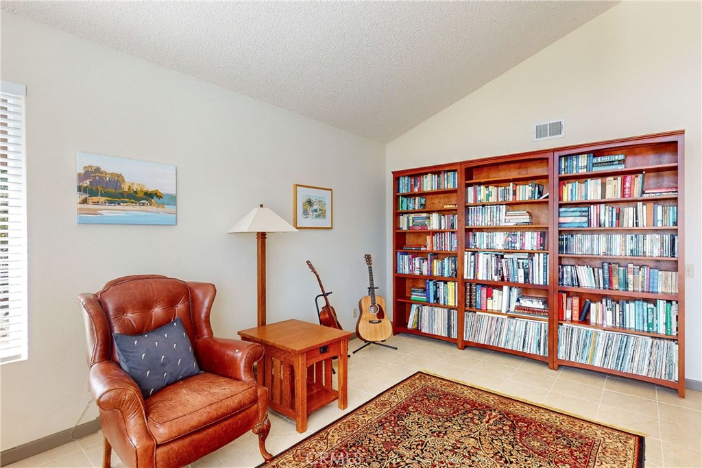 4709 Tiffany Park Circle