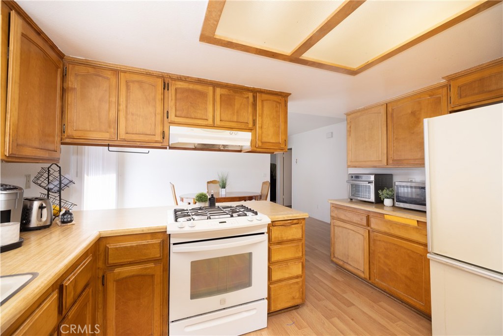 137 E Vintage Street