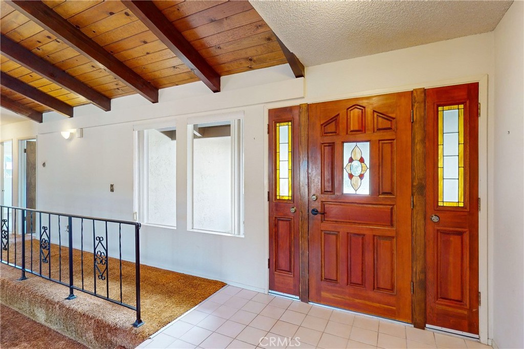 271 South Alpine Street