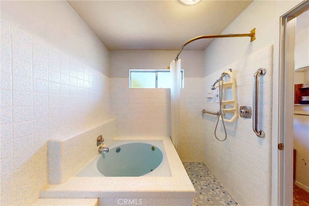 271 South Alpine Street