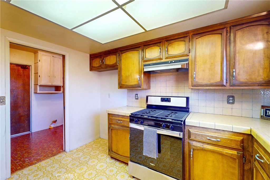 271 South Alpine Street