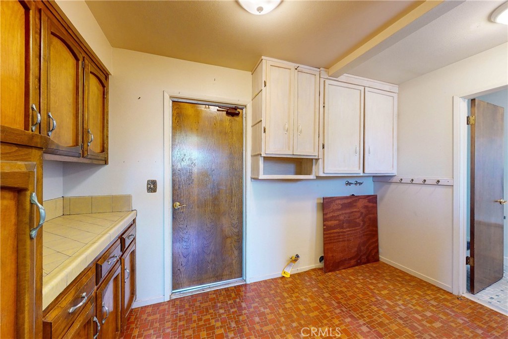 271 South Alpine Street