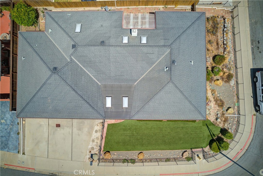 271 South Alpine Street