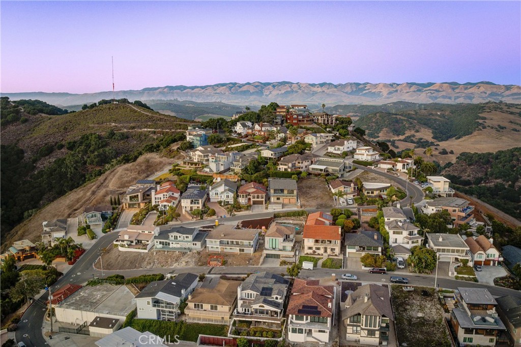 1081 Longview Avenue